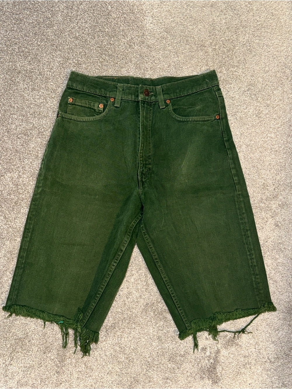 Levi’s 554 Cut-Off Shorts